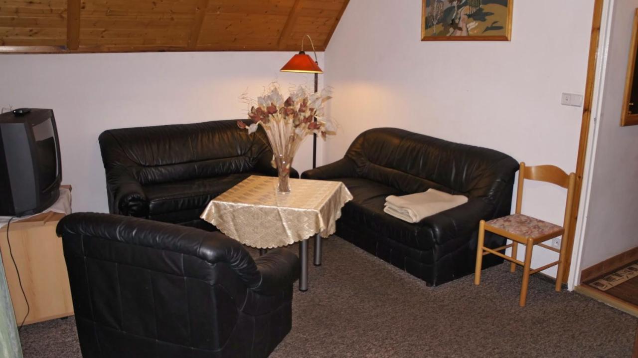 Karkoz Karpacz Bed & Breakfast Bilik gambar